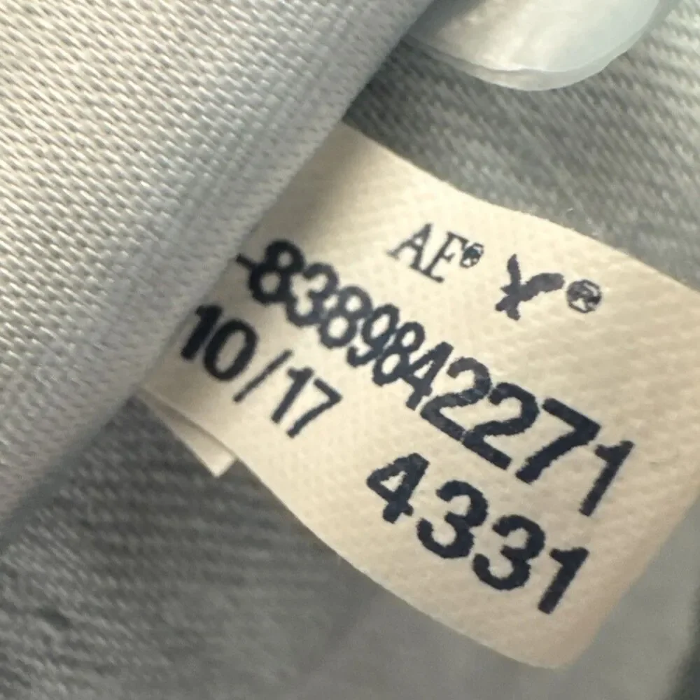 American Eagle Outfitters size 30